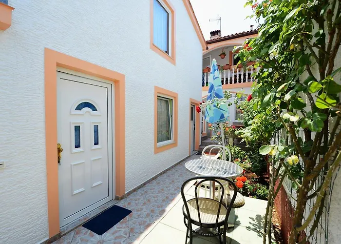 Apartment With Parking Space - 13141