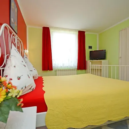 With Parking Space - 13141 Апартаменты